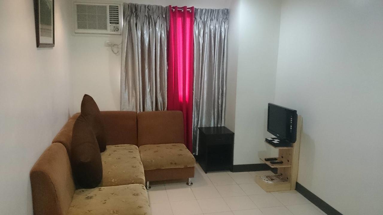 Strawberry Residences Cebu Exterior photo