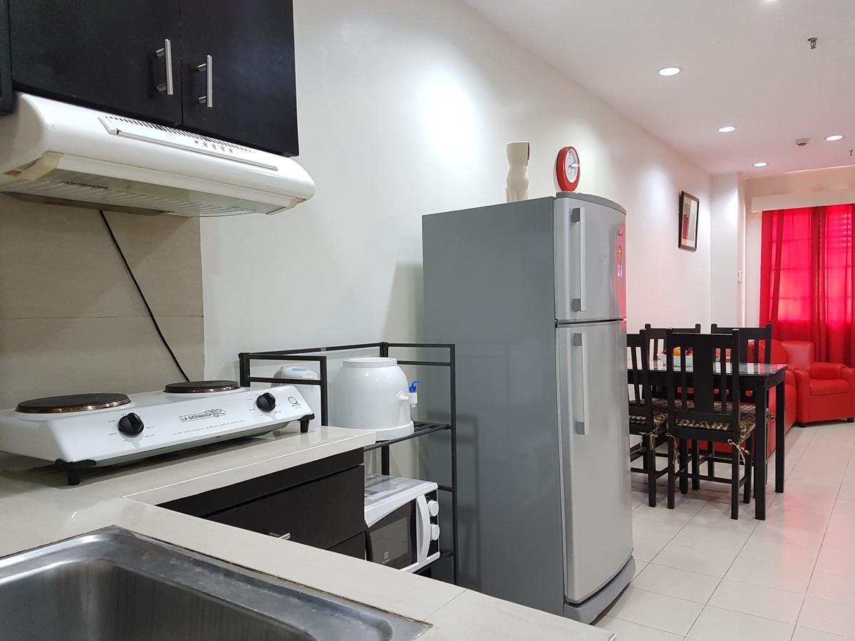 Strawberry Residences Cebu Exterior photo