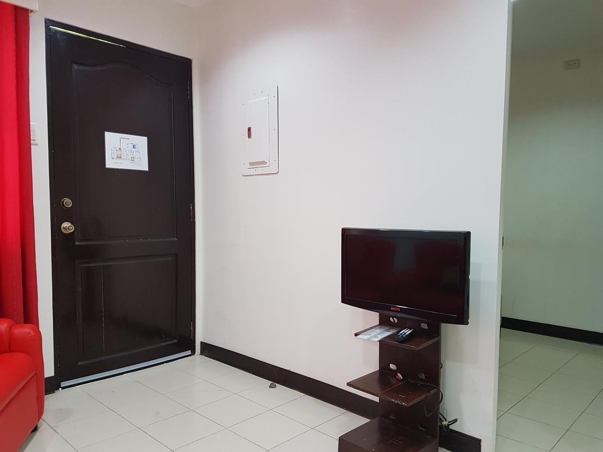 Strawberry Residences Cebu Exterior photo